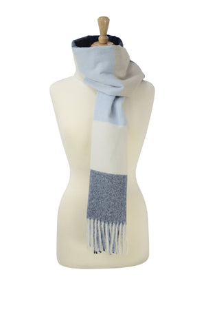 Hy equestrian cumbria soft touch scarf