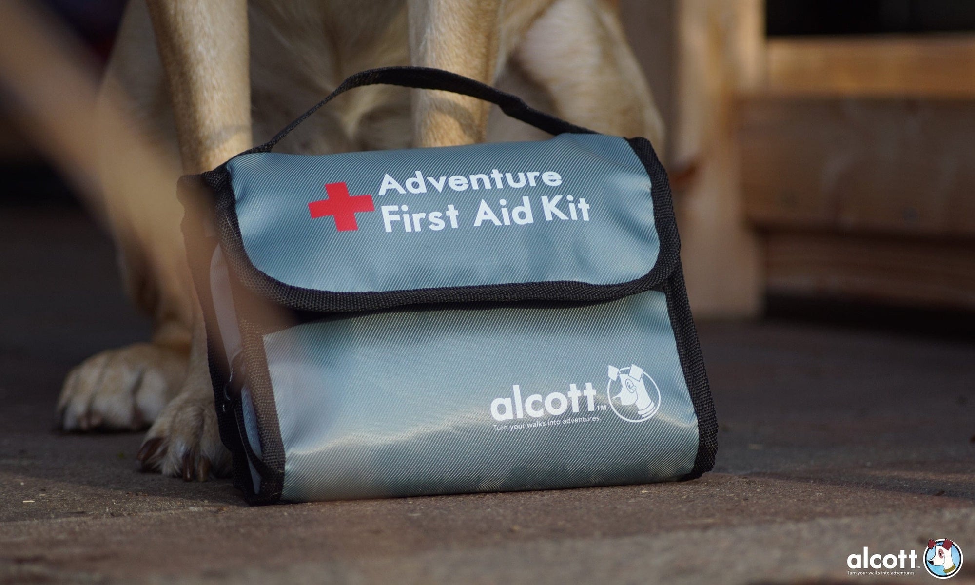 Alcott products adventure first aid kit